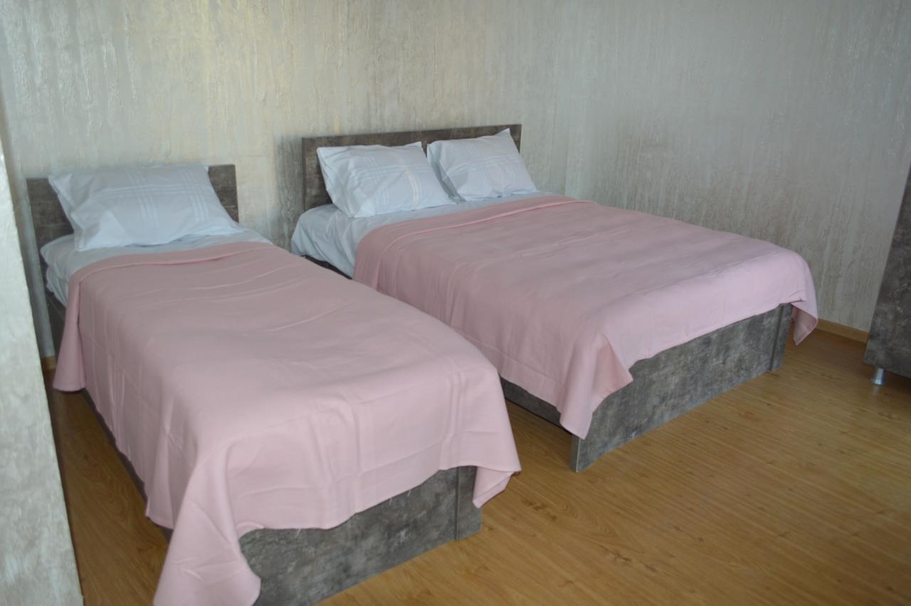 Hotel Buta 巴统 外观 照片