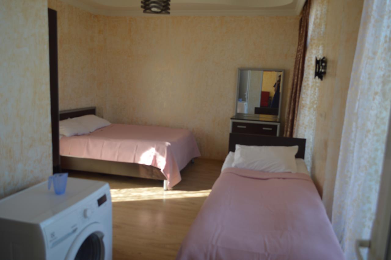 Hotel Buta 巴统 外观 照片